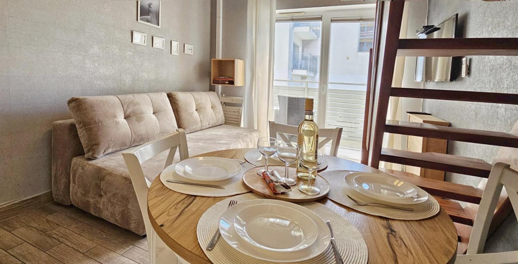 Holiday Home Slavia New 11 Z Antresola I Balkonem Przy Plazy Miedzyzdroje Luaran gambar